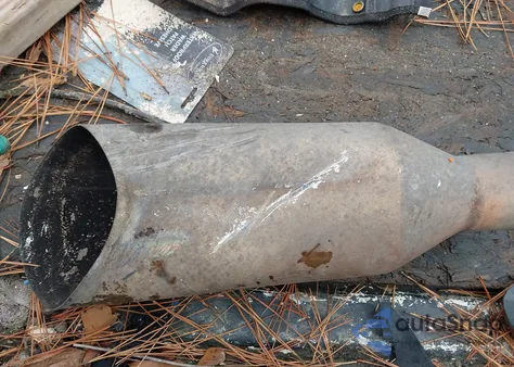 2001 Chevrolet Silverado 2500Hd z USA, uszkodzony, nr VIN 1GCHC29UX1Z267977